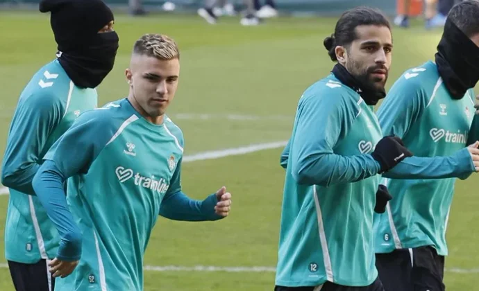 Cucho y Abde, al margen junto con el resto de lesionados