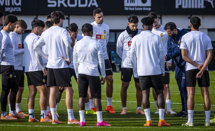 El Valencia se pone en modo Copa con Ramazani, pero sin Diakhaby