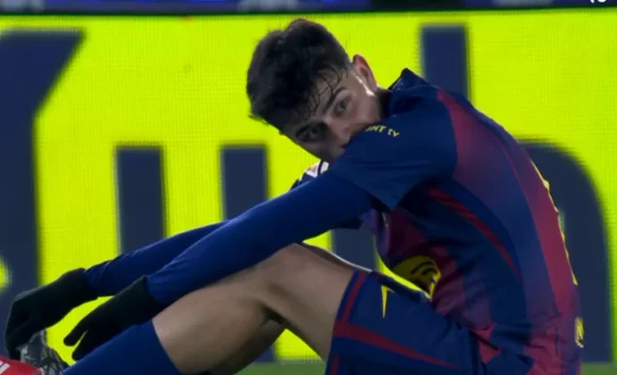 Olmo y Pedri piden el cambio por molestias