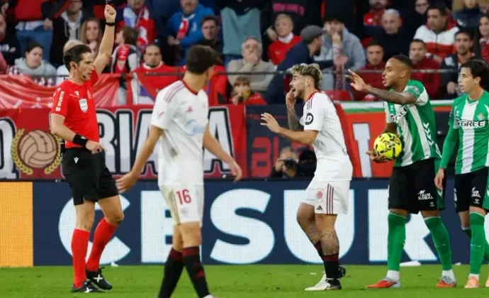 El Comité de Disciplina sanciona con dos partidos a Isaac Romero