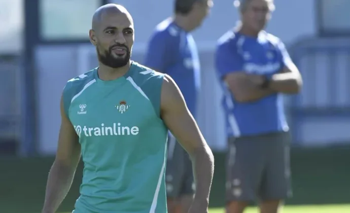 Amrabat se suma al grupo, Antony está pendiente de pruebas y Lo Celso sigue al margen