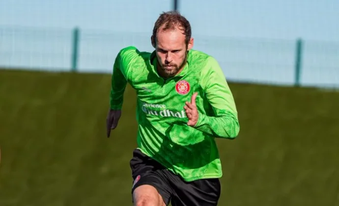 Blind y Lemar se entrenan con el grupo mientras el Girona sigue pendiente de Bryan Gil 