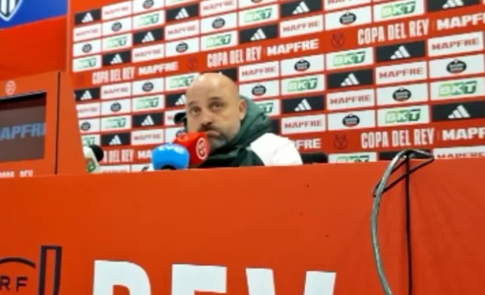 Manolo cataloga la eliminación como "cagada gorda" y tira de autocrítica