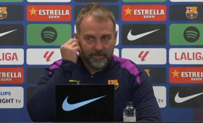 Flick habla de Fermín, Olmo, Eric García, Gerard Martín, Raphinha, Gavi, De Jong, Yamal y el Betis