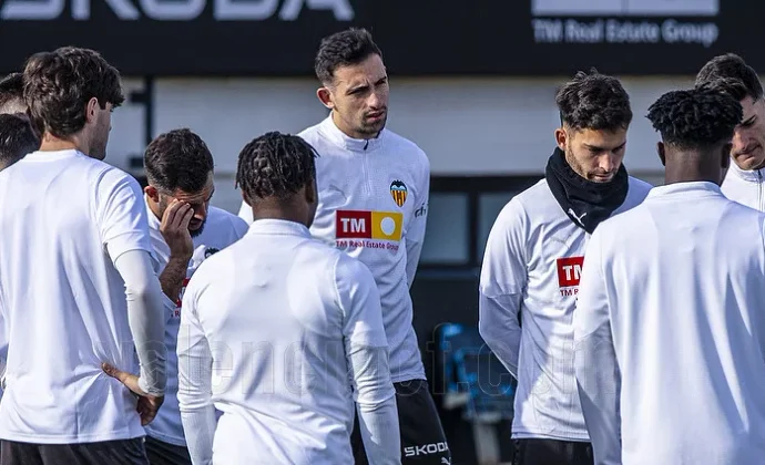 Tàrrega entrena con normalidad y Diakhaby inicia su incorporación progresiva