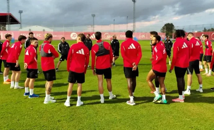 El Sevilla retoma los entrenamientos con un total de seis bajas