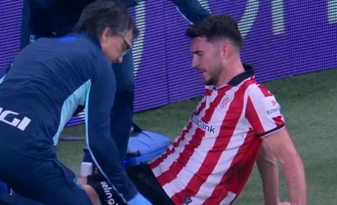 Aymeric Laporte se lesiona la pierna contra el Atlético