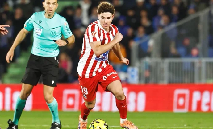 Julián Alvarez pierde superpoderes