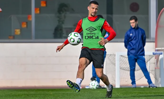 El Rayo retoma los entrenamientos sin Alemao, Ratiu, Trejo ni Pedro Díaz