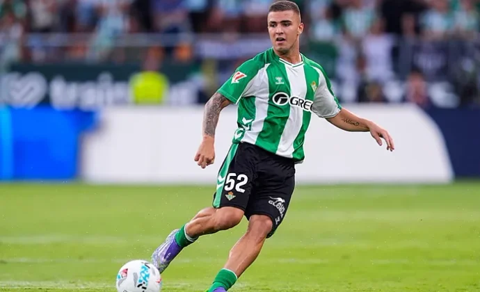 El Betis no contempla la salida de Pablo García en enero por razones obvias