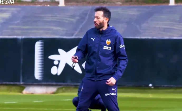 Javi Guerra sigue al margen por gripe y Tàrrega gestiona las cargas