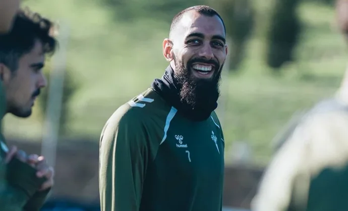 Bryan Zaragoza y Borja Iglesias no sufren lesión y entrenan con el grupo