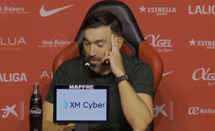 Sarabia reconoce el mal partido del Elche y cita a Chust, Affengruber, John, Valera y Peña