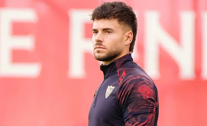 El Sevilla desea que Álvaro Fernández salga en enero