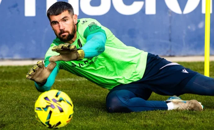 El Levante vuelve al trabajo pendiente de Koyalipou y sin Etta Eyong