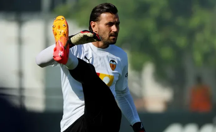 Dimitrievski sufre una lesión y se pierde la Copa