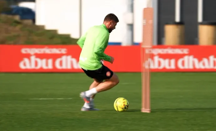 David López acelera hacia Año Nuevo