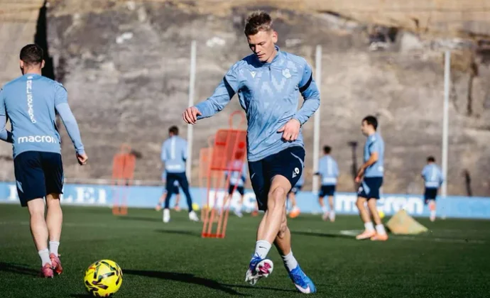 Oyarzabal y Oskarsson vuelven al grupo, pero Barrenetxea sigue al margen