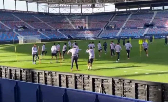 Víctor García se incorpora al grupo y Koyalipou es baja confirmada