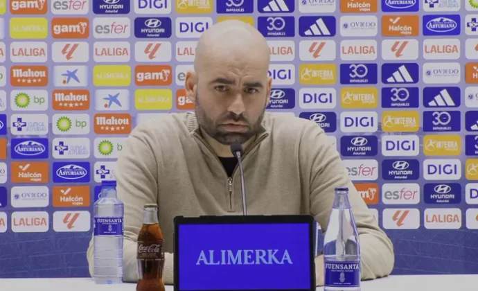 Giráldez analiza el partido, el sistema de juego del Real Oviedo y la importancia de la cantera