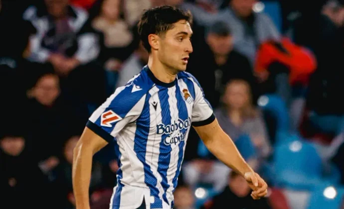 Gorrotxategi y Zubeldia ven la quinta y dejan dos vacíos que ocupar en el once