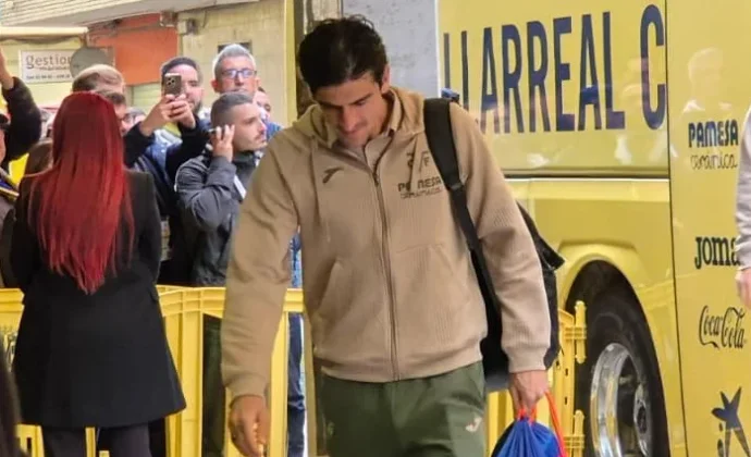 Gerard Moreno entra en la convocatoria para recibir al Barcelona