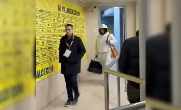 Koundé y Flick confirman que no hay lesión