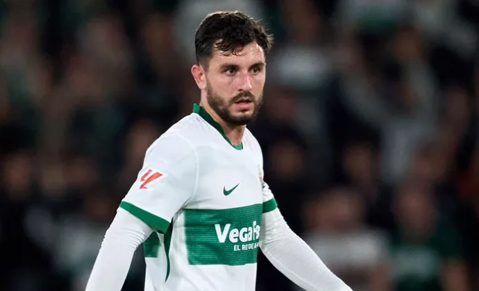 La baja de Víctor Chust contra el Rayo fue por enfermedad