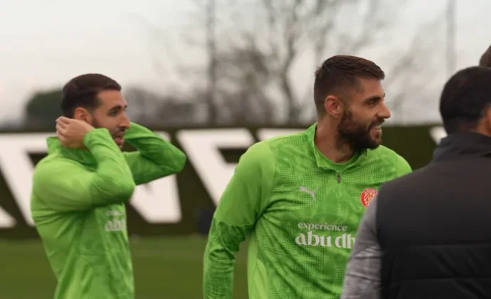 Krapyvtsov, Abel Ruiz y David López, con el grupo en una sesión sin Vitor Reis, Asprilla, Solís y Livakovic