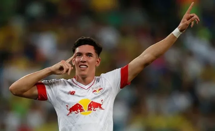 El Real Oviedo cierra el fichaje de Thiago Borbas, que ya está en Asturias