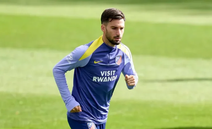 Baena regresa, Sorloth y Oblak se ausentan y Simeone empieza con los ensayos