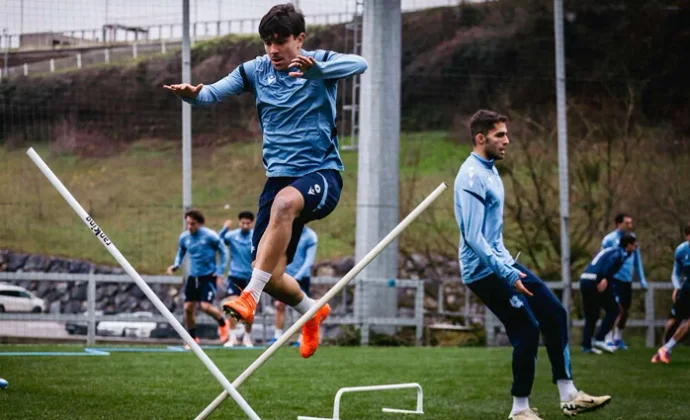 Zakharyan vuelve al grupo y Oskarsson completa otra sesión