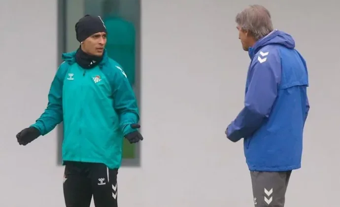 Antony arrastra molestias en el aductor del último partido de Liga