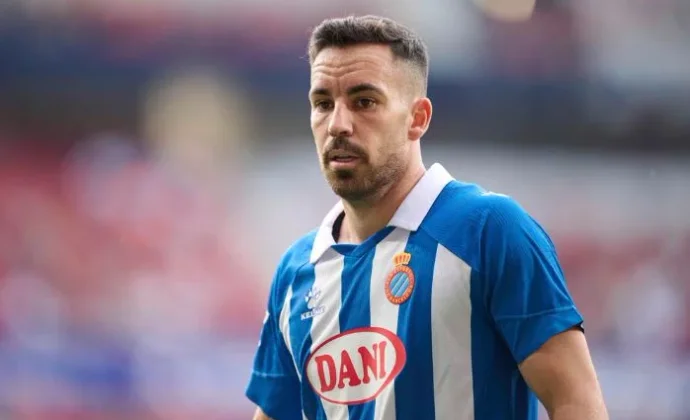 Edu Expósito no sufre ninguna lesión y estará listo para el derbi