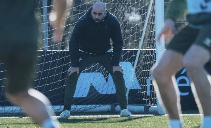 Iglesias, Ristic, Domínguez y Durán completan parte de la sesión con el grupo, pero ninguno la termina