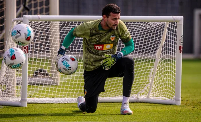 Dimitrievski inicia su incorporación progresiva al grupo