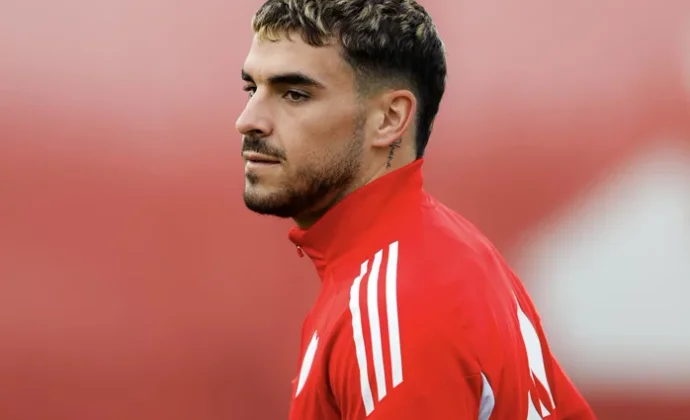 Isaac Romero vuelve al grupo tras superar la fiebre