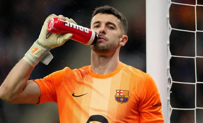 Joan García bloquea a su ex