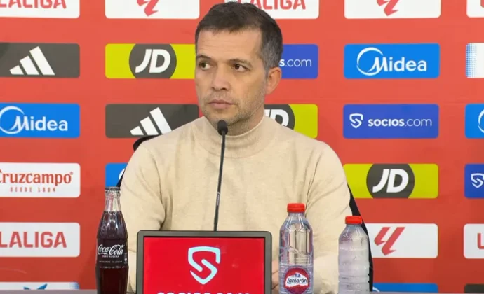 Luis Castro celebra el triunfo, destaca a Carlos Espí y Tunde y habla de la gestión de la plantilla