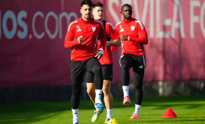 El Sevilla retoma el trabajo con cuatro bajas y pendiente del alta de Nianzou