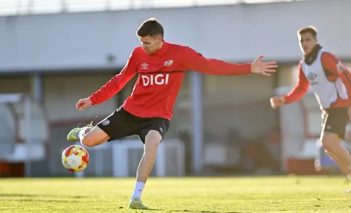 El Rayo entrena sin Alemao, Balliu ni Luiz Felipe, pero con Mumin presente