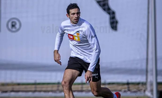 El Valencia retoma el trabajo con Tàrrega, Dimitrievski y Cömert recuperados, pero con cuatro bajas