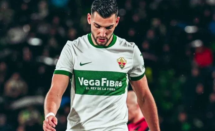 Parte médico oficial de Rafa Mir y periodo mínimo de baja