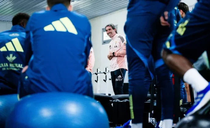 David Costas se suma a la enfermería por unas molestias y no se ejercita