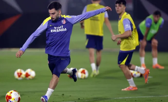 Barrios, ausente en el entrenamiento previo al duelo contra el Real Madrid