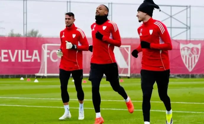 Vargas repite con el grupo y Carmona se queda en el gimnasio