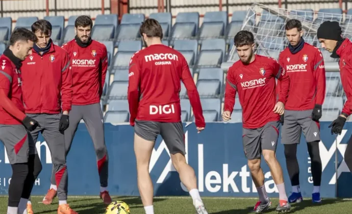Osasuna completa la sesión de jueves en Tajonar sin contratiempos