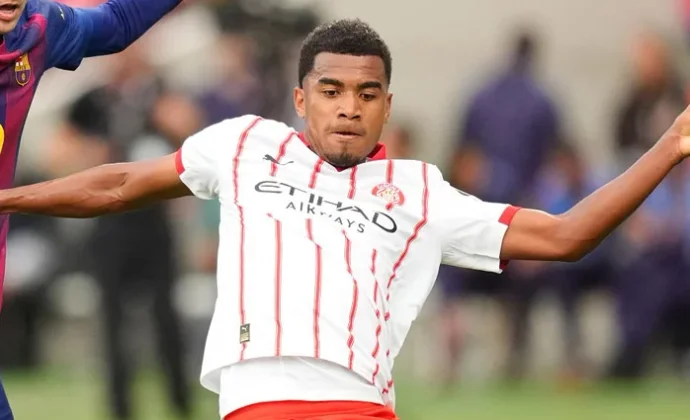 Tigres negocia con Girona la cesión de Jhon Solís