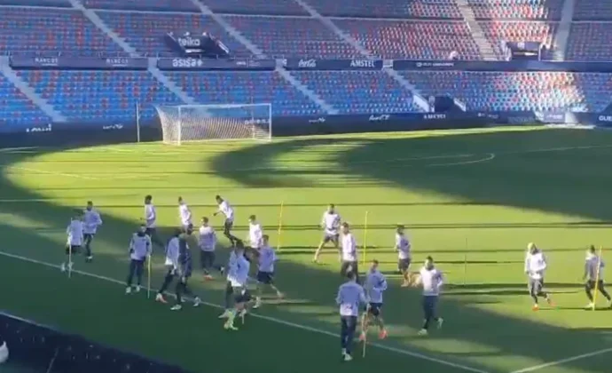 Koyalipou completa el último entrenamiento en una sesión sin Etta Eyong ni los lesionados