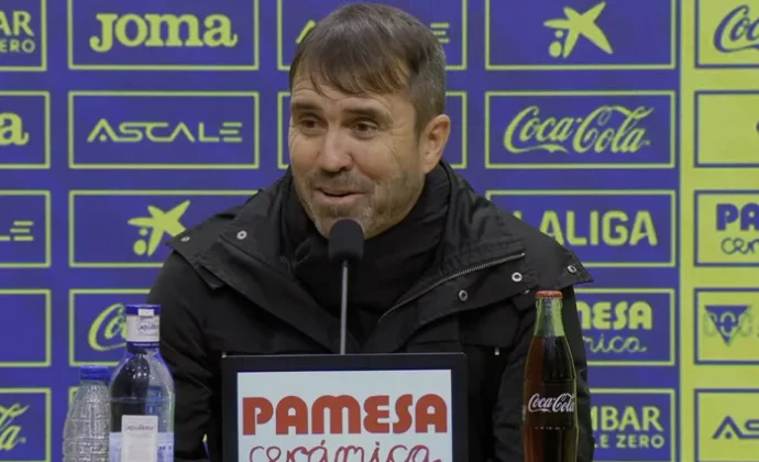 Coudet muestra su frustración tras la derrota y lamenta las bajas de Denis, Benavídez y Boyé